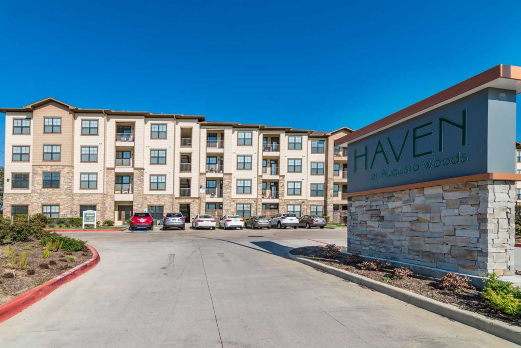 One and Two Bedroom Apartments in Spring, TX near Houston, Tomball, Conroe, and The Woodlands, pet friendly luxury apartment community