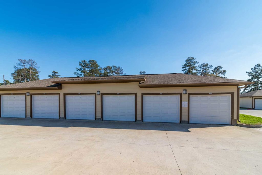 One and Two Bedroom Apartments in Spring, TX near Houston, Tomball, Conroe, and The Woodlands, pet friendly luxury apartment community